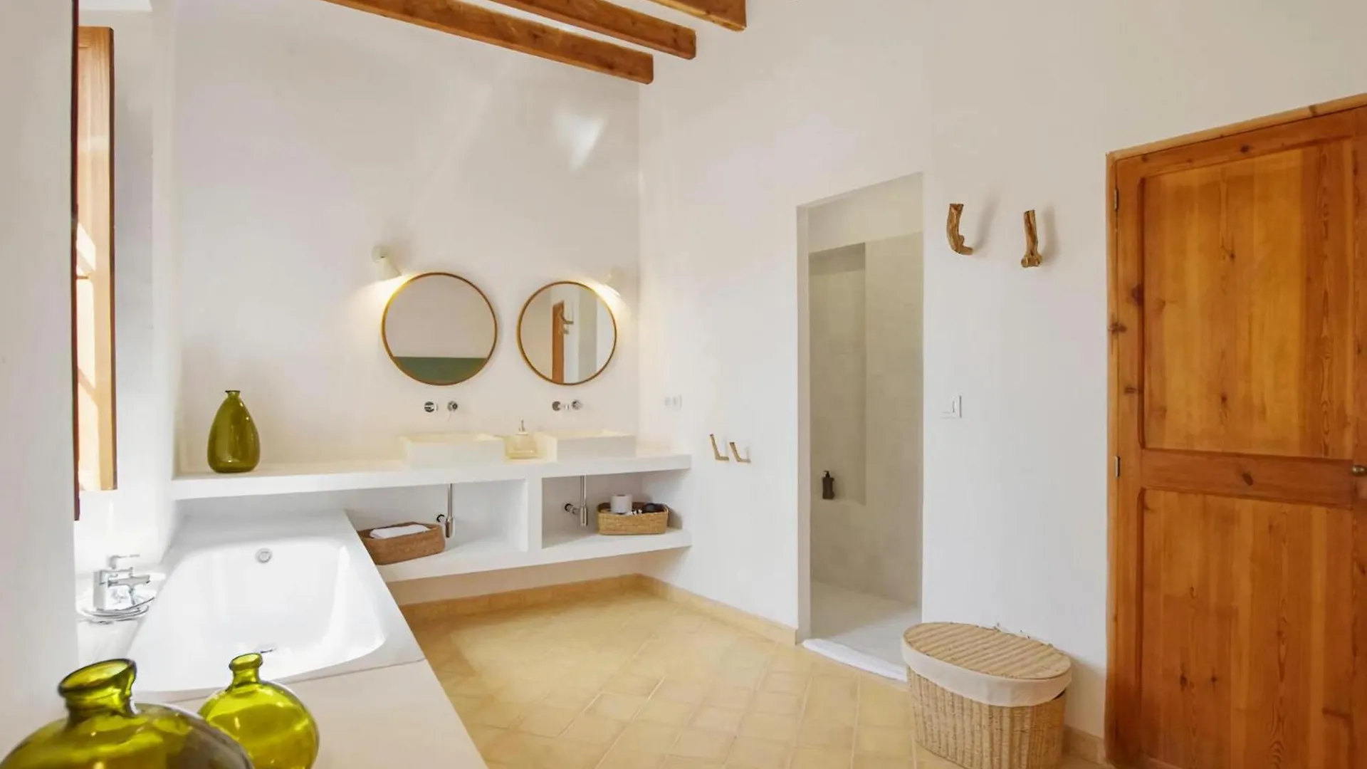 Cosy Holiday Home With Swimming Pool Biniamar