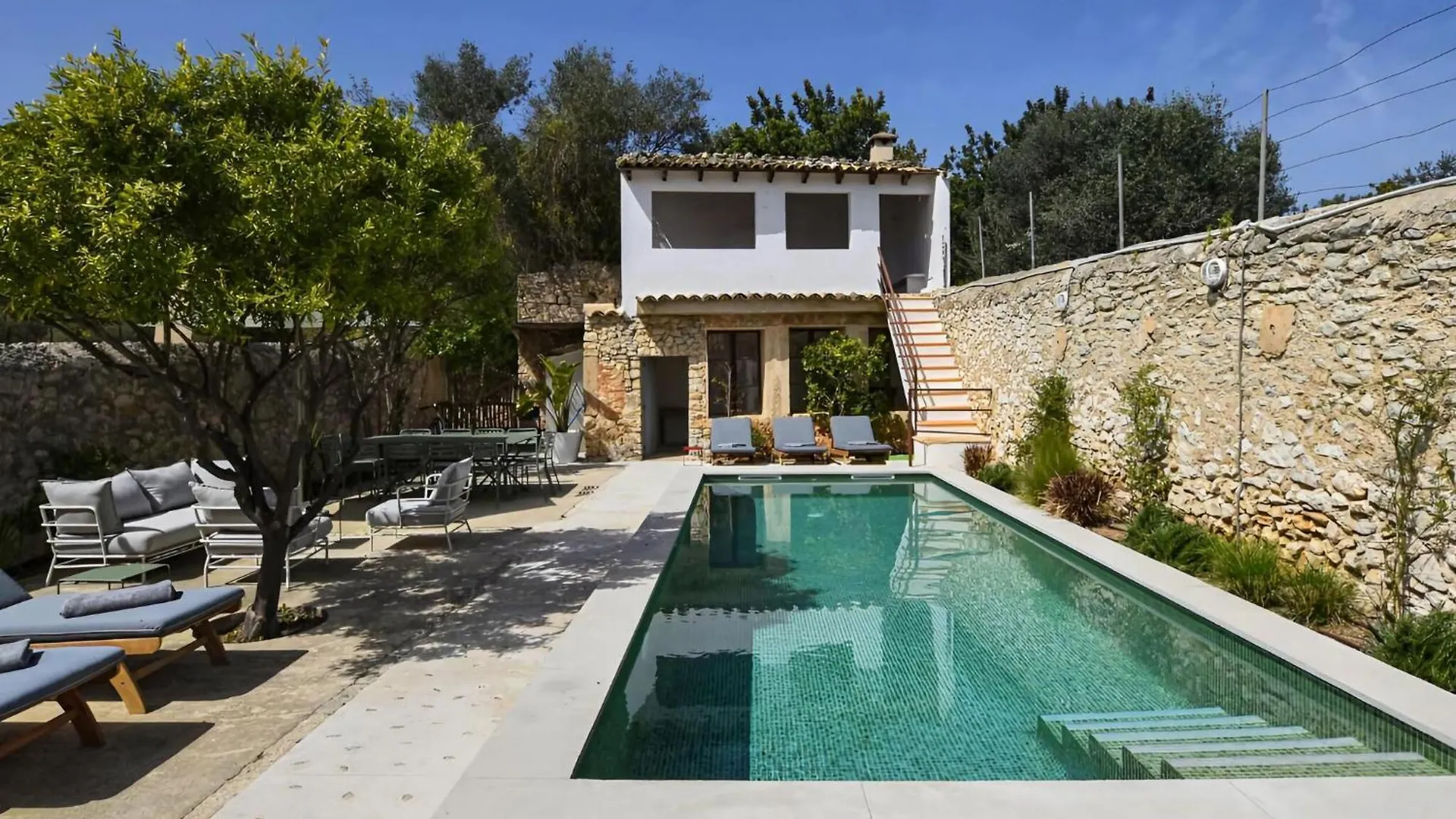 Cosy Holiday Home With Swimming Pool Biniamar